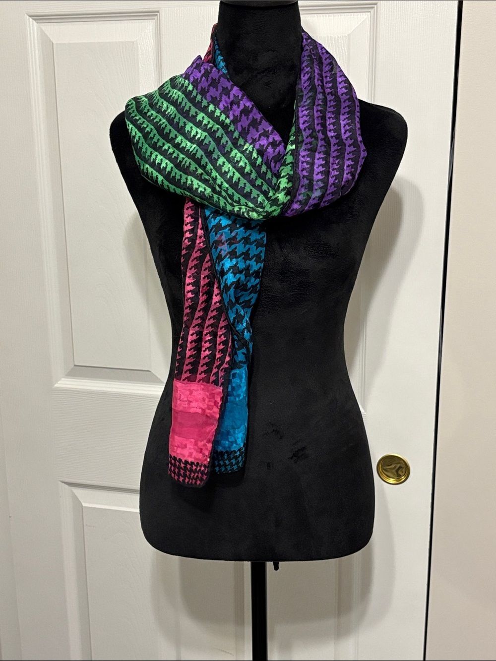 Multicolor Woven Semi Sheer Houndstooth Pattern Scarf -Pink, Blue, Purple, Green